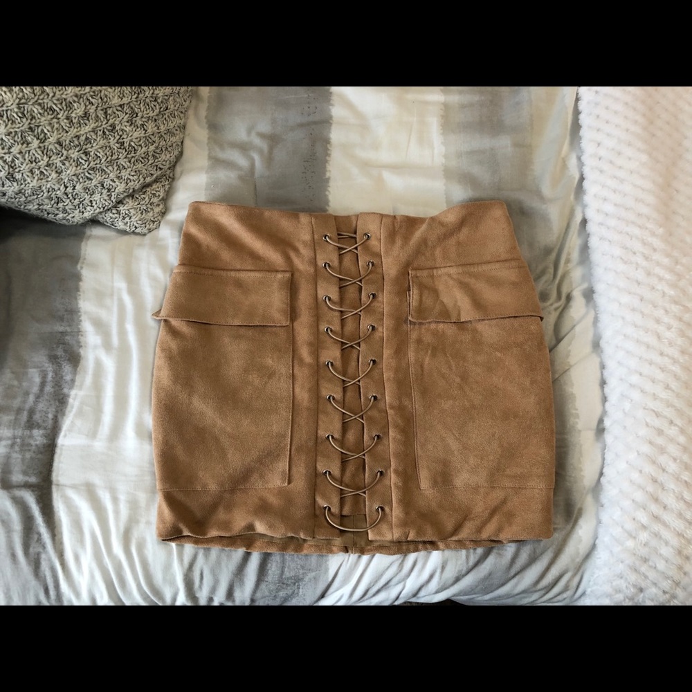 Tan/Creme suede mini skirt